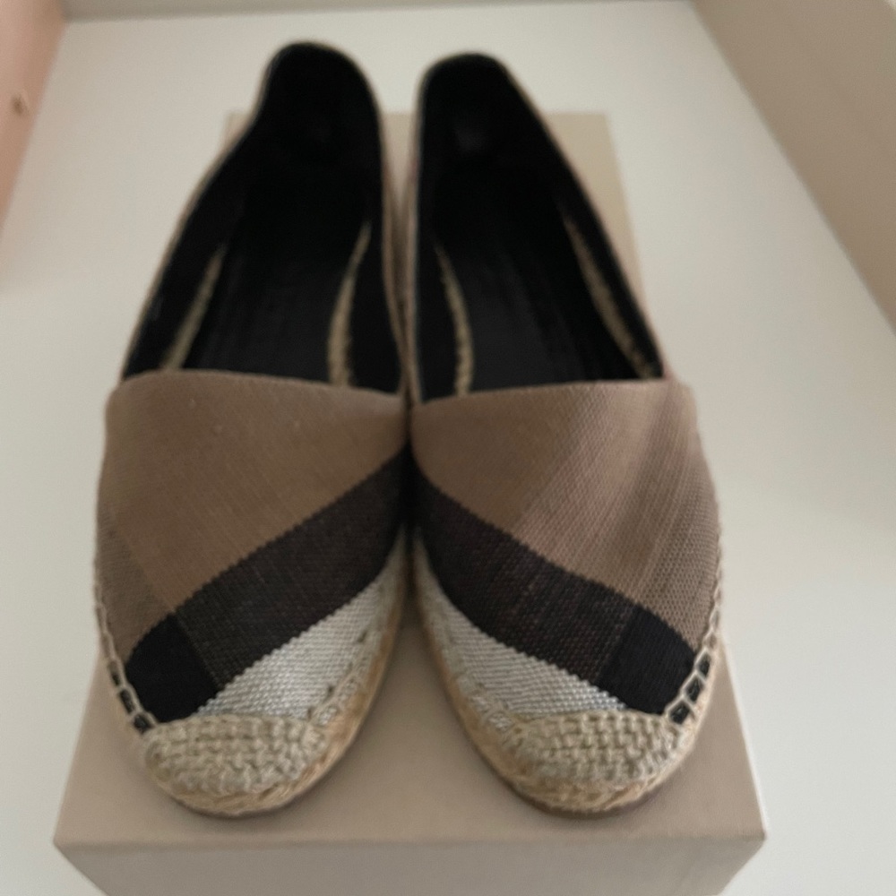 Burberry espadrilles size 36.5